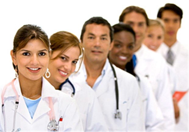 Betriebsarzt für zwei Tage - oder für ein Leben lang? Nachwuchs gesucht! Junge Mediziner können sich unter www.vdbw.de/docsatwork bewerben.
