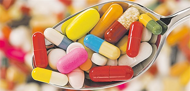 Nahrungsergänzungsmittel – sinnvoll oder Unsinn? Nahrungsergänzungsmittel: Einige Risikogruppen könnten von Supplementen profitieren.