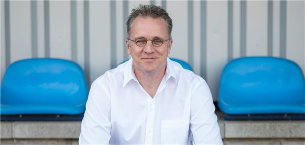 DFB-Studie: Sehr geringes Corona-Infektionsrisiko beim Fußball Nationalmannschaftsarzt Professor Tim Meyer.