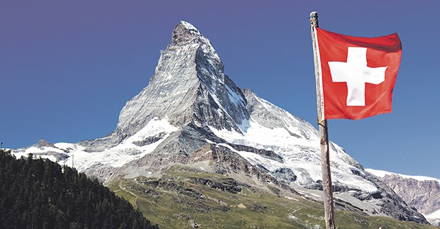 Ärztliches Arbeiten ohne "sinnlosen Regelwahnsinn" Natur pur: Nicht nur das Matterhorn zieht naturliebende Ärzte in die Schweiz.