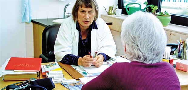 Ärzte punkten mit Vertrauen und Kompetenz Nehmen sich Ärzte für ihre Patienten Zeit, so bleiben ihnen diese in der Regel lange erhalten.