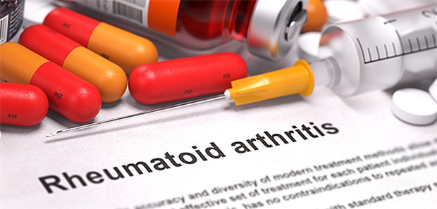 Neue Empfehlungen zur Therapie bei Rheumatoider Arthritis: Ein erstes Zwischenziel sei eine mindestens 50-prozentige Beschwerdebesserung nach einem Vierteljahr, erläutert ein Leitlinien-Autor,