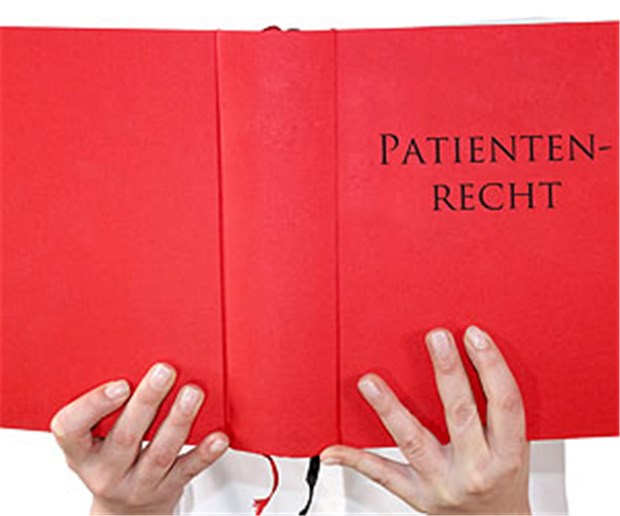 In der Praxis ein Schuss vor den Bug? Neue Patientenrechte: Auch für Ärzte lohnt sich der Blick in das Gesetzeswerk. Es betrifft den Praxisalltag.