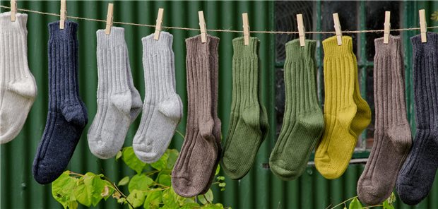 Neue Sparstrümpfe gebraucht: In der Politik wird fieberhaft nach Lösungen für steigende Pflegekosten gesucht.
