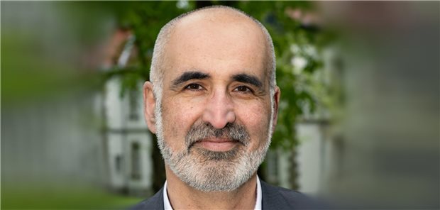 Neuer Chefarzt am LWL-Rehazentrum Südwestfalen Neuer Chefarzt am Rehazentrum: Dr. Ramin Sharifzadeh.