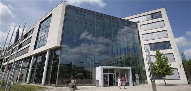 DIMDI adieu – jetzt unter dem Dach des BfArM Neues „Dach“ für das DIMDI: das BfArM in Bonn.