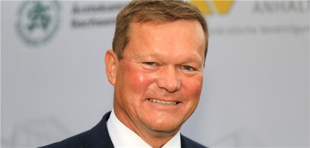 „Nicht Corona-Viren bedrohen das Gesundheitswesen in Deutschland, sondern die politisch gewollte Unterfinanzierung und der daraus resultierende Fachkräftemangel‘, kritisiert Sachsen-Anhalts KV-Vorstand Jörg Böhme.