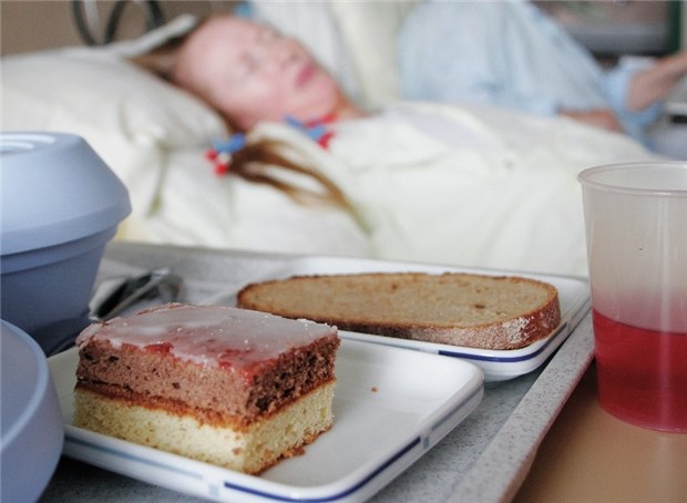 nutritionDay in Krankenhäusern und Pflegeheimen Nicht einmal jeder zweite Patient isst am nutritionDay das Mittagessen vollständig auf. Besonders für diese Patienten besteht das Risiko, eine Mangelernährung zu entwickeln.