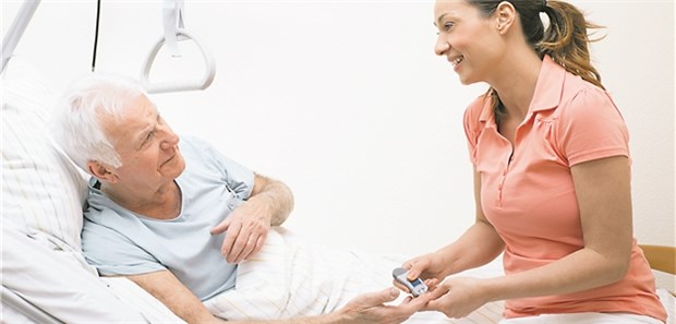 Ruf nach Personalschlüssel Nicht immer geht es im Versorgungsalltag der Krankenschwestern so entspannt und freundlich zu.