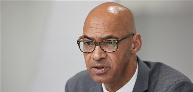 Nicht nur Hamburgs KV-Chef John Afful, auch die Vertreterversammlung kritisiert die Haltung der Krankenkassen in den aktuellen Honorarverhandlungen scharf.