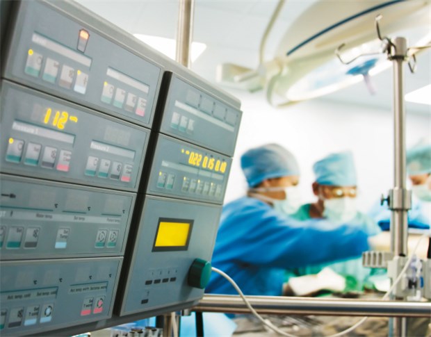 MedTech-Branche will 2010 wieder wachsen Nicht nur aus OP-Sälen von Kliniken, auch aus Praxen oder Laboren erhoffen sich die MedTech-Unternehmen 2010 eine höhere Nachfrage. © beerkoff / fotolia.com