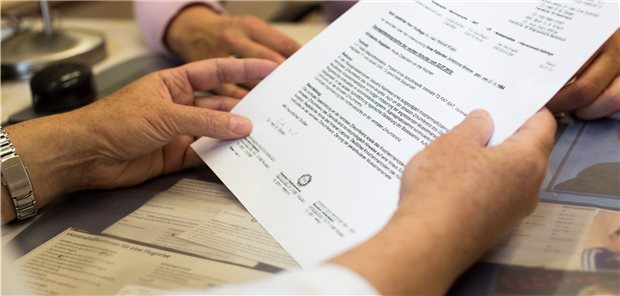 So sieht die Speerspitze digitaler Versorgungslösungen aus Nicht zum ersten Mal preisgekrönt wurde die Initiative „Was hab‘ ich“. Für den in Patientensprache übersetzten „Patientenbrief“ gab es am Mittwoch den MSD-Gesundheitspreis.