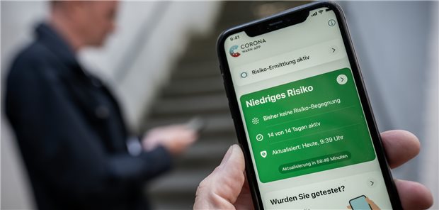 Warnfunktion der Corona-App beendet „Niedriges Risiko“: Weil zuletzt die Nutzung der CWA nicht mehr sehr verlässlich war, wird die App in eine Art Ruhemodus versetzt. Hintergrund ist auch, dass nur noch wenige Patienten bei Erkältungskrankheiten einen PCR-Test machen, der Voraussetzung für eine Warnung war.