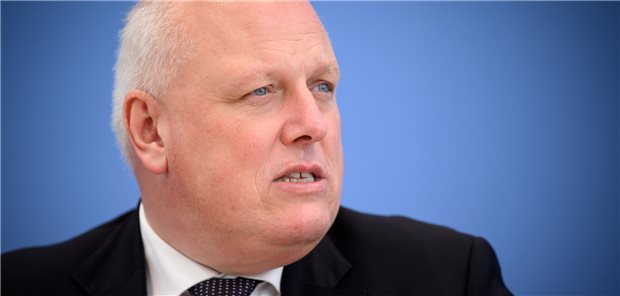 Bundesdatenschützer nennt Hängepartie um Nachfolge „schwierig“ Noch-BfDI Professor Ulrich Kelber am Mittwoch in der Bundespressekonferenz in Berlin.