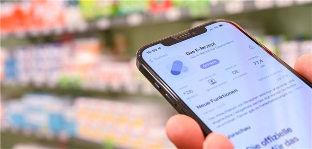 Noch ist das E-Rezept Zukunftsmusik, der Rollout wurde vorerst gestoppt. Sollte es kommen, wollen 20 Prozent der Deutschen die digitale Verordnung nutzen.