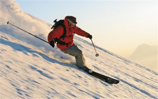Die heile Welt der Ärzte in Österreich? Noch ist der Skifahrer gut auf den Beinen. Bricht er sich aber einmal in Österreich auf der Piste oder beim Après-Ski die Knochen, verdienen die Ärzte vor Ort nicht schlecht mit der Behandlung. © Christophe Schmid / fotolia.com