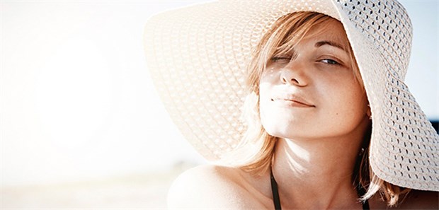 Sonnenbaden ohne Reue Noch ist sie in der ersten Erprobung. Doch künftig könnte ein Präparat die Haut natürlich bräunen lassen, ohne dass sie von UV-Strahlen geschädigt wird.
