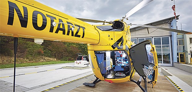 ADAC-Helikopter fliegen deutlich mehr Einsätze Notarzteinsatz: Über 48 000 Patienten versorgte die ADAC Luftrettung 2016.