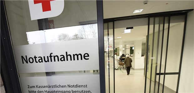 Vom Heim in die Klinik – Keine Einbahnstraße Notaufnahme ohne Heimpatienten? Mit dem richtigen Patientenmanagement kämen nur richtige Notfälle in die Klinik.