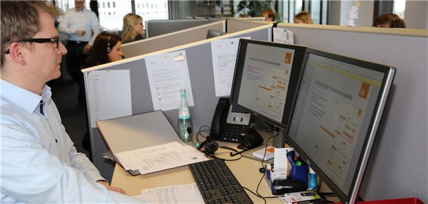Notfall-Hotline mit IT-gestützter Ermittlung des Behandlungsbedarfs. Hier bei der KV Hessen (Archivbild).