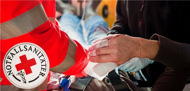 Notfallsanitäter: Steiniger Weg zur Anerkennung Notfallsanitäter werden gesucht. Aber die Anerkennung ausländischer Berufsabschlüsse ist nicht einfach.