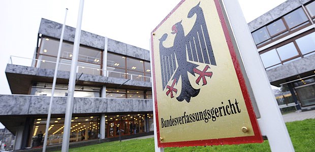 Nephrologe zieht vors Bundesverfassungsgericht Nun soll das Bundesverfassungsgericht entscheiden, ob die Ein-Jahres-Widerspruchsfrist rechtens ist.