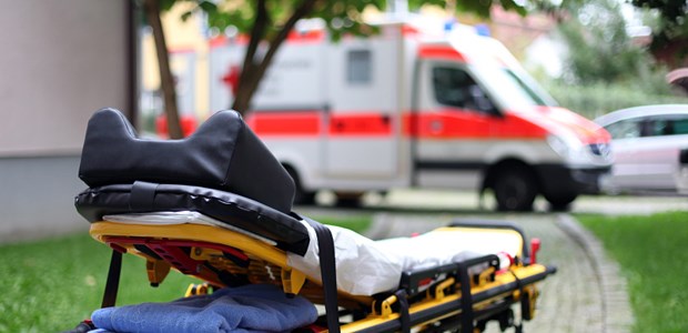 Schwarz-Rot geht Leistungslücken an Nur schnell raus aus der Klinik? Oft erfahren Pflegedienste und mitbehandelte Ärzte weniger als 24 Stunden vorher von der Entlassung eines Patienten.