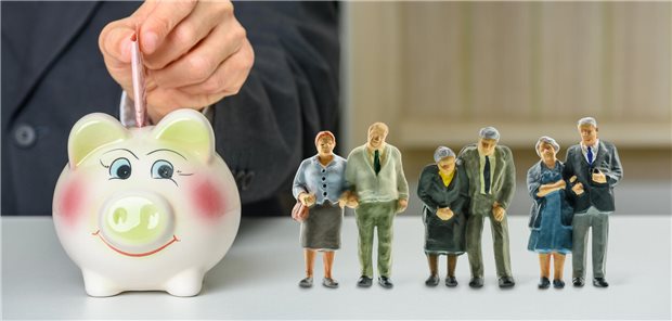 Schutzschild für die Pflegezeit Nur wenige Menschen in Deutschland haben bislang eine Pflegezusatzversicherung. Für viele Betroffene entsteht im Notfall eine Finanzierungslücke.