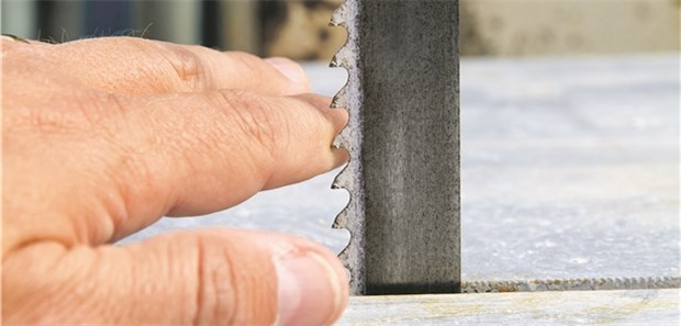 Ob das gut geht? Wenn nicht wäre ein UV-Träger zuständig. Auf das Honorar wirkt sich das tendenziell positiv aus.