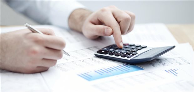 Ob ein Krankenhaus für eine fehlerhafte Rechnung einen Aufschlag zahlen muss, hängt vom Stichtag ab. Wie sich dieser bemisst, hat nun das Bundessozialgericht erläutert.