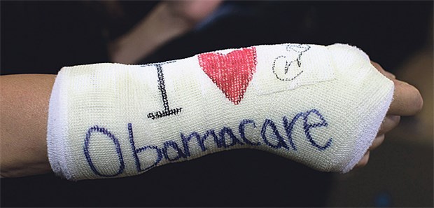 Das hat die Reform für US-Familien gebracht Obamas Gesundheitsreform hat durchaus auch Anhänger - aber garantiert nicht bei ultrakonservativen Republikanern.
