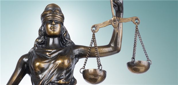 Pflegekammer Niedersachsen darf sich nicht einseitig äußern Öffentliche Äußerungen müssen alle wichtigen in der Kammer vertretenen Positionen widerspiegeln, entschied das Niedersächsische Oberverwaltungsgericht (OVG) in Lüneburg.