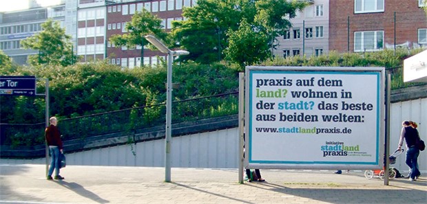 Stadtlandarzt - die ideale Lösung? Offensiv wirbt die Initiative stadtlandpraxis in Hamburg um Nachwuchsärzte für den Landkreis Harburg.