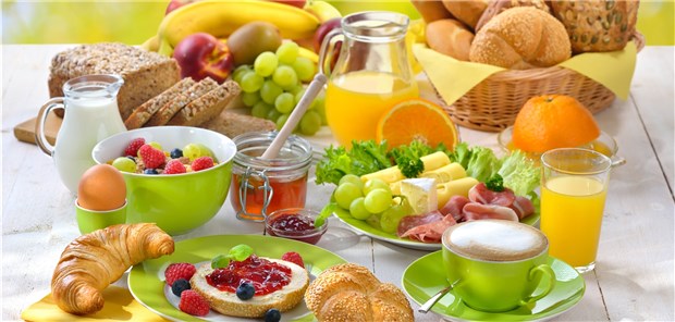 Die optimale Ernährung bei Krebs Oft ist der Appetit bei Krebspatienten morgens am größten, sodass ein ausgiebiges Frühstück eine gute Grundlage schafft.