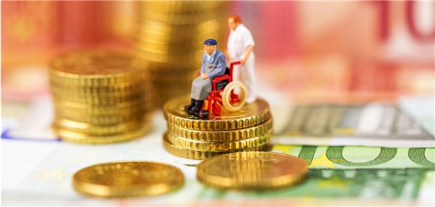 Regierung will Pflegeangehörige finanziell schonen Oftmals teuer: Die GroKo plant Kinder von Pflegebedürftigen zu entlasten.