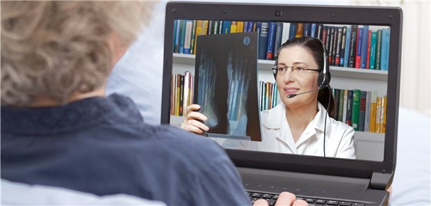 Ohne Anfahrt und doch im Kontakt: Die Videosprechstunde kann Ärzte und Patienten entlasten.