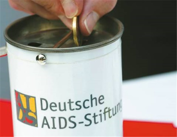 Seit 20 Jahren Engagement für Menschen mit HIV und Aids Ohne Geld keine erfolgreichen Hilfsprojekte - die Deutsche AIDS-Stiftung ist auf Spenden angewiesen.