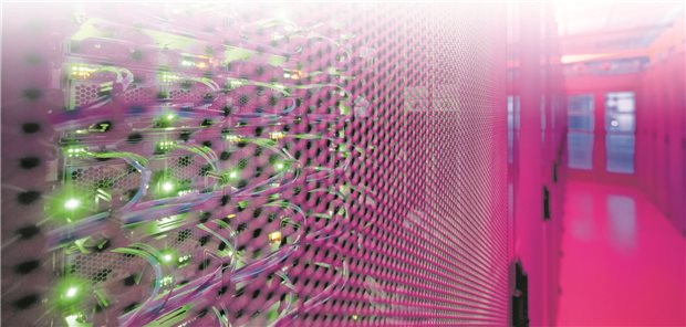 Ohne Server funktioniert das Gesundheitssystem zukünftig nichts mehr: Die Krankenkassen wollen Versorgungsdaten in Echtzeit nutzen, um ihre Versicherten zu lotsen.