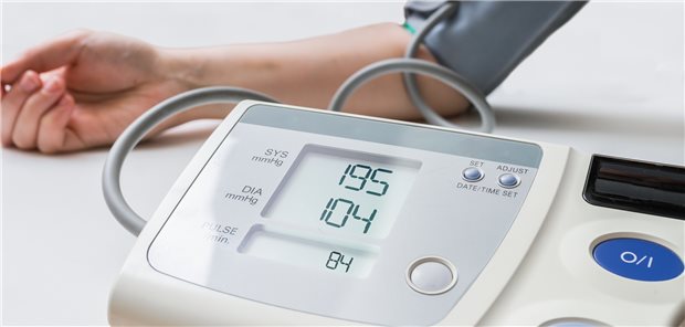 Ohne Zweifel: Der Blutdruck ist zu hoch! Die neue europäische Leitlinie zur Betreuung solcher Patienten reflektiere auch gesellschaftliche Änderungen, sagt Professor Markus van der Giet, Vorstandsvorsitzender der Deutschen Hochdruckliga.