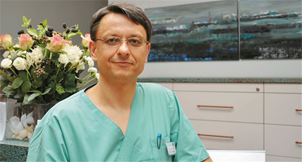 "Ohne die Quersubventionierung durch die Privatpatienten könnten wir nicht überleben." Privatdozent Dr. Boris Brand, Gastroenterologe Hamburg