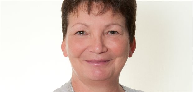 Miroslau: „Ohne die ländlichen Krankenhäuser geht es nicht“ Ohne die ländlichen Krankenhäuser würden die Schwerpunktkliniken jetzt nicht entlastet werden: Dr. Steffi Miroslau, medizinische Geschäftsführerin der „Gesellschaft für Leben und Gesundheit“ in Brandenburg.