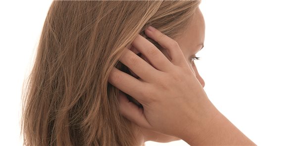 Ohrenschmerzen? Möglicherweise steckt eine chronische Mittelohrentzündung, bei der sich bereits ein Cholesteatom gebildet hat, dahinter.
