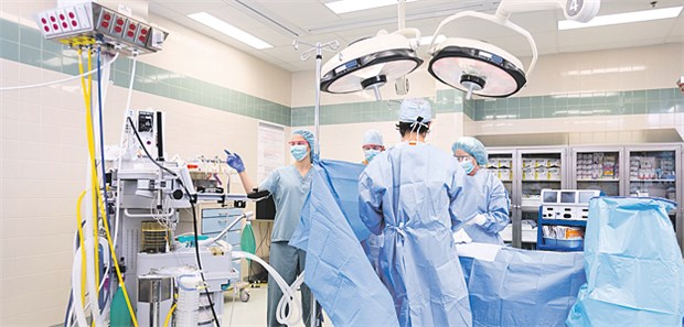 Op mit Beteiligung des zuweisenden Vertragsarztes? Dann sollte das Honorar nicht zu hoch ausfallen.