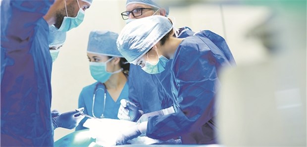 Nach Abdominal-Op hat jeder zehnte Vorhofflimmern Operation am Abdomen: Brittische Wissenschaftler ermittelten eine Inzidenz von Vorhofflimmerns von fast elf Prozent nach solchen Eingriffen.