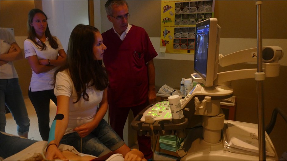 Organe suchen und erkennen, heißt es im Sonografie-Kurs im Klinikum Altmühlfrank...