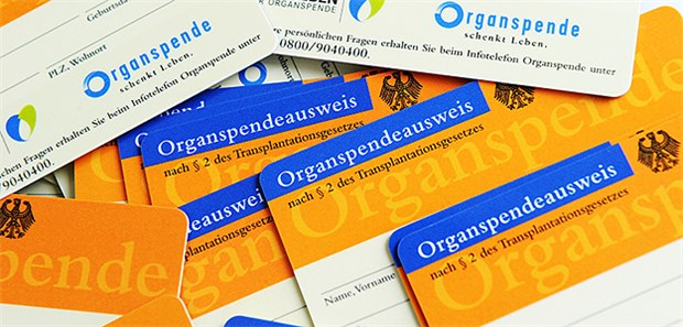 Spahn erhält Rückendeckung aus Brüssel Organspendeausweise: Bundesgesundheitsminister Jens Spahn setzt sich für die Einführung der Widerspruchslösung ein.