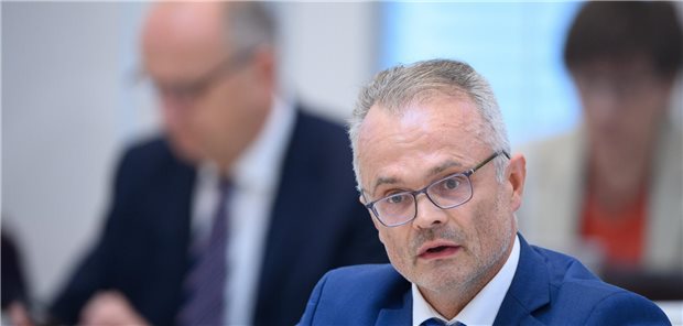 Brandenburger CDU stellt Grundsatzpapier zur Gesundheit vor Orthopäde Michael Schierack, Sprecher für Gesundheit in der CDU-Landtagsfraktion, sorgt sich um die Versorgung in Brandenburg.