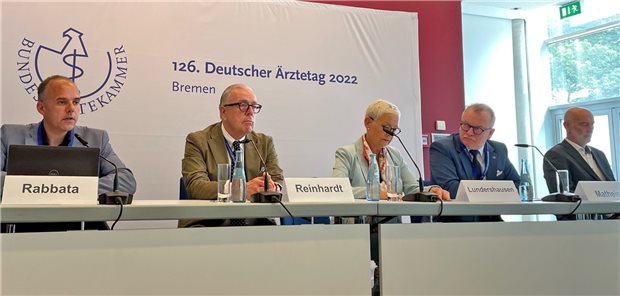 PK nach dem ersten Debattentag beim Deutschen Ärztetag in Bremen.