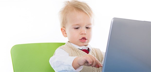 Medienanamese künftig Bestandteil der U-Untersuchungen? Pädiater sind besorgt: Vermehrter Medienkonsum schon bei Kindern führt zu Sprachentwicklungsstörungen und Konzentrationsproblemen.