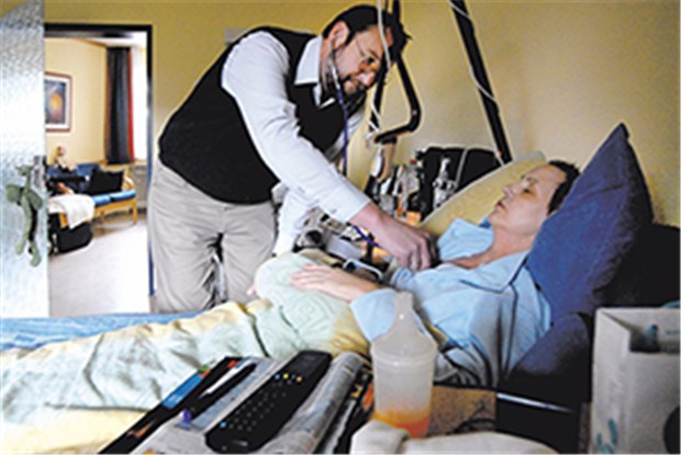 Neue gesetzliche Grundlage für die SAPV? Palliativmedizinische Betreuung in den eigenen vier Wänden: der Patientenbeauftragte der Bundesregierung hat sich für eine neue Gesetzesinitiative dazu ausgesprochen.
